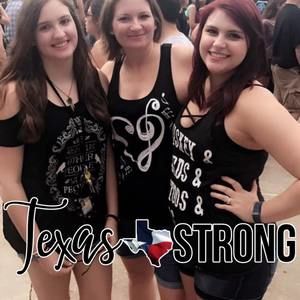 Meet your Posher, Tracy